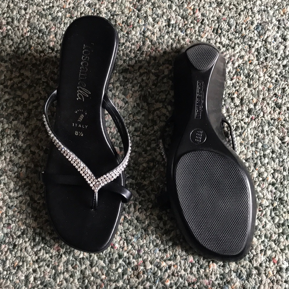 Toscano Black Sandals